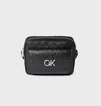 CALVIN KLEIN RELOCK 카메라 백 WFLAP EMB MN 블랙
